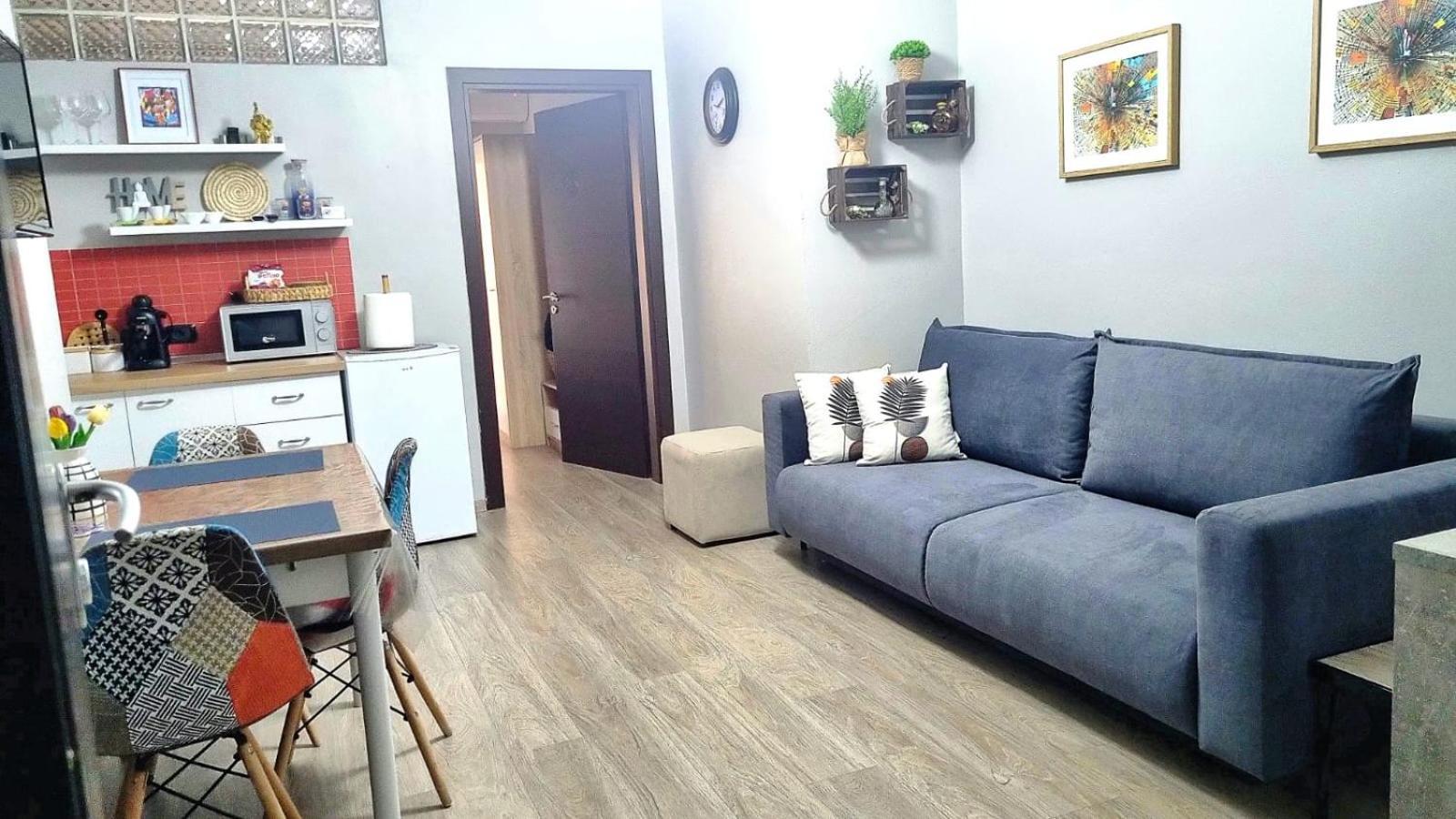 Nevila'S Apartment Tiran Dış mekan fotoğraf