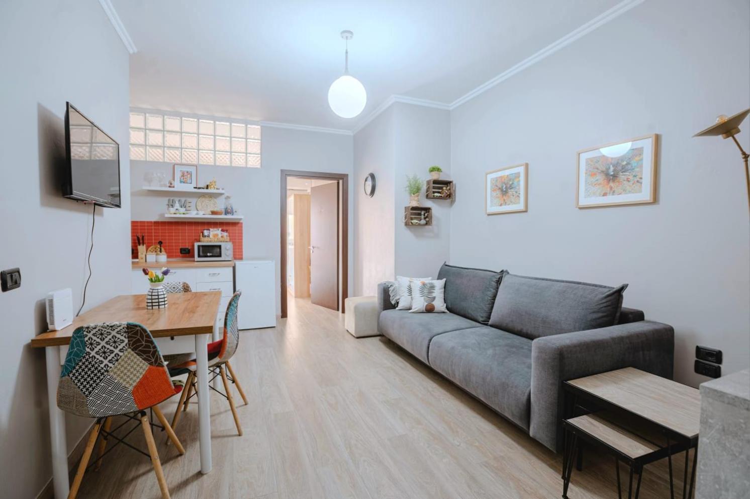 Nevila'S Apartment Tiran Dış mekan fotoğraf
